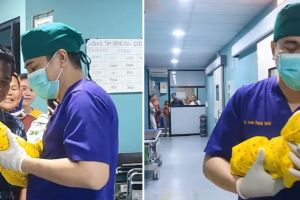 Momen dokter bagikan kebahagiaan keluarga sambut kelahiran anak usai ibu 4 kali keguguran, bikin haru
