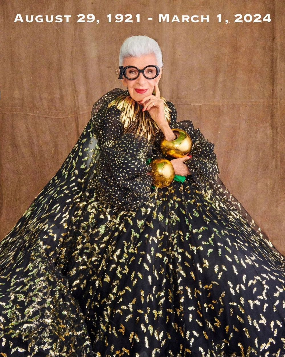 Ikon fesyen Iris Apfel meninggal dunia di usia 102 tahun, intip karier suksesnya hingga usia 1 abad