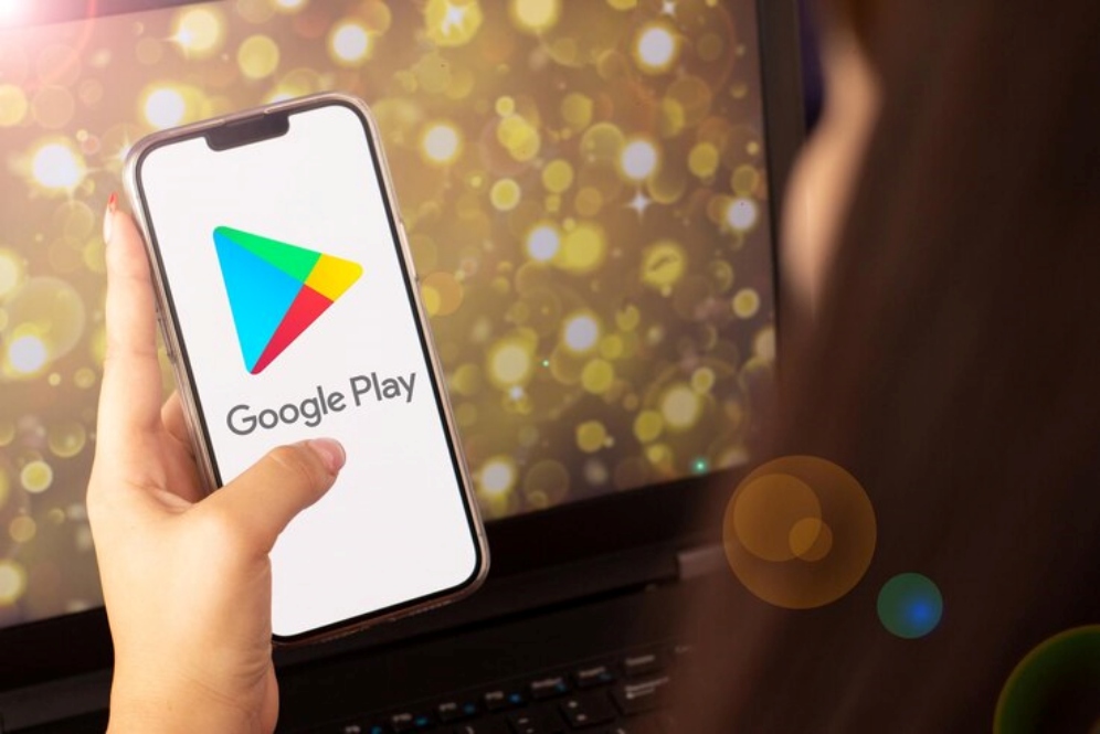 Cara download dan memperbarui aplikasi di perangkat Android