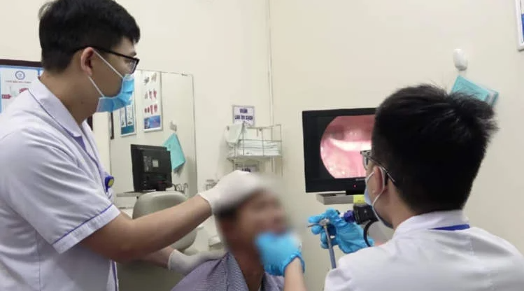 Terbangun dengan suara serak, kisah pria ini bikin ngilu ternyata ada hal tak terduga di tenggorokan