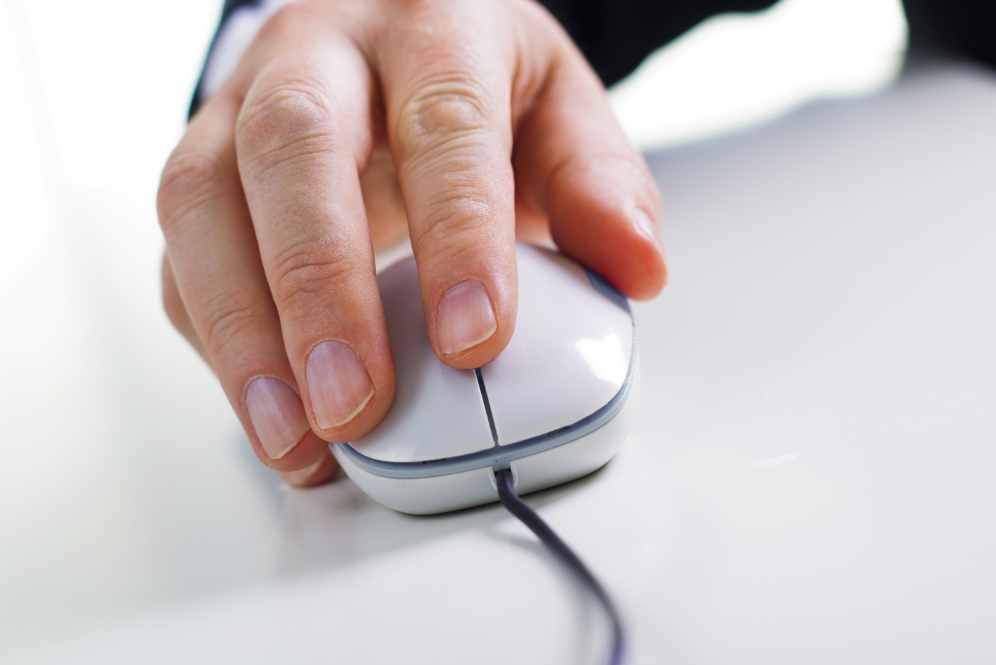Cara mengatasi masalah mouse yang ngelag dan tidak responsif
