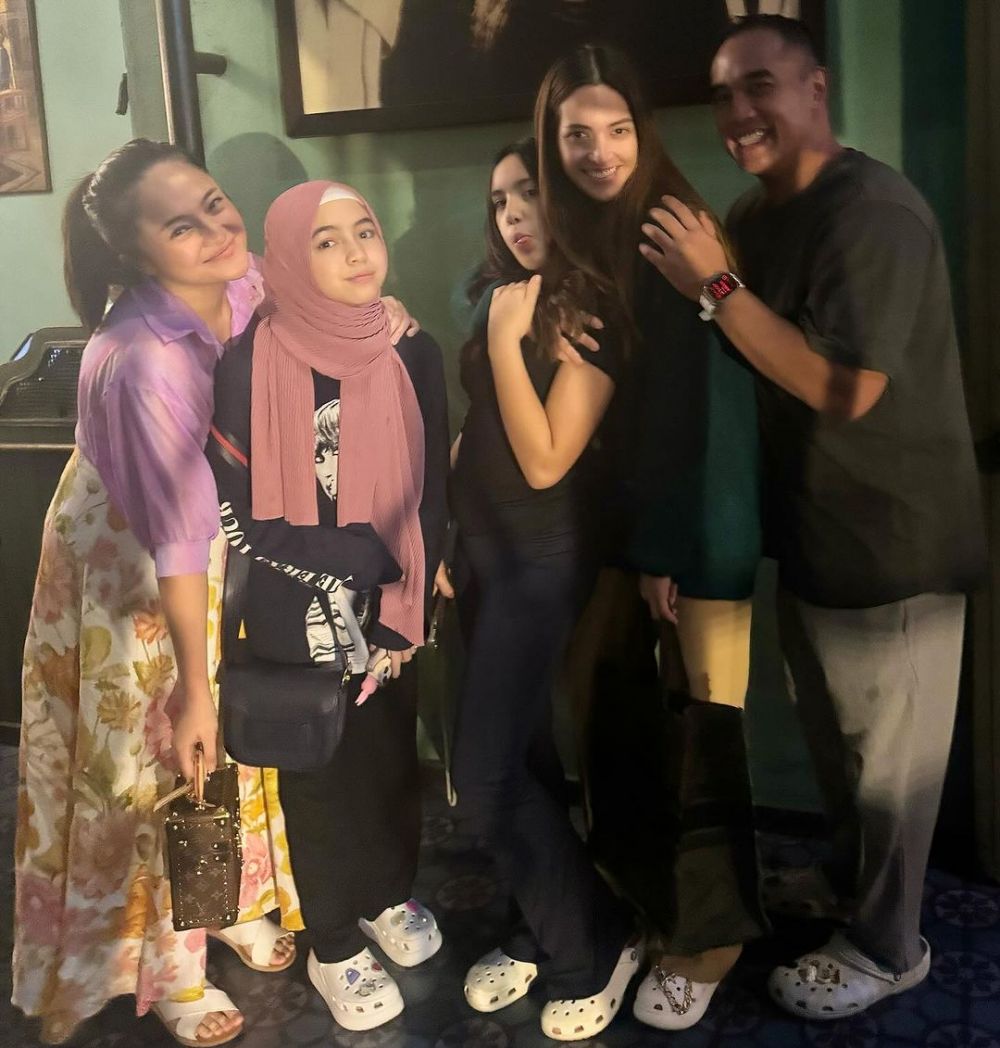 Nia Ramadhani dan Marshanda reuni ajak anak, momen selfie Sienna dan Mikhayla bikin gagal fokus