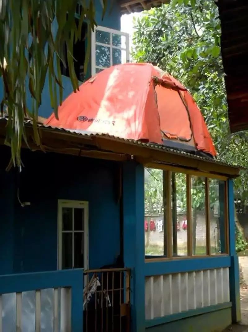 45 Potret kocak serba-serbi orang berkemah nyeleneh ini bikin minder pecinta alam, idenya luar nurul