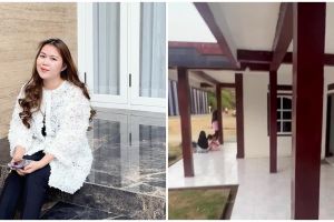 Dari penjaga konter jadi bos skincare, ini 9 potret rumah masa kecil Melvina Husyanti berdinding kayu