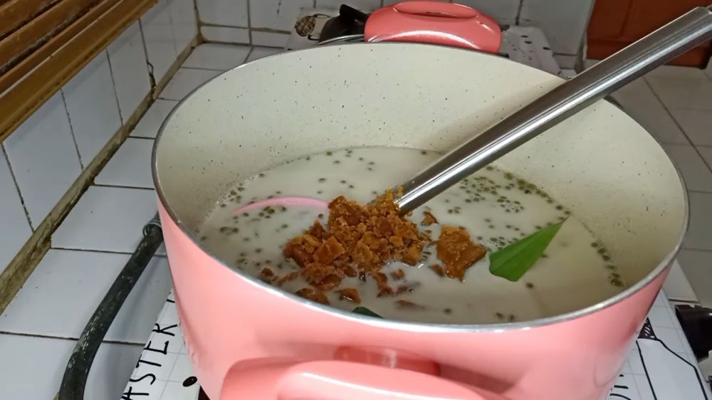 Tanpa direndam air dulu, ini trik cepat merebus kacang hijau cuma 15 menit