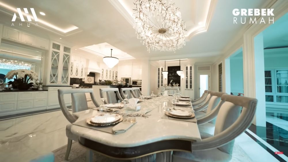 Vakum akting kini jadi bos skincare, 10 potret dapur Rizky Ananda Musa ini perabotannya full custom