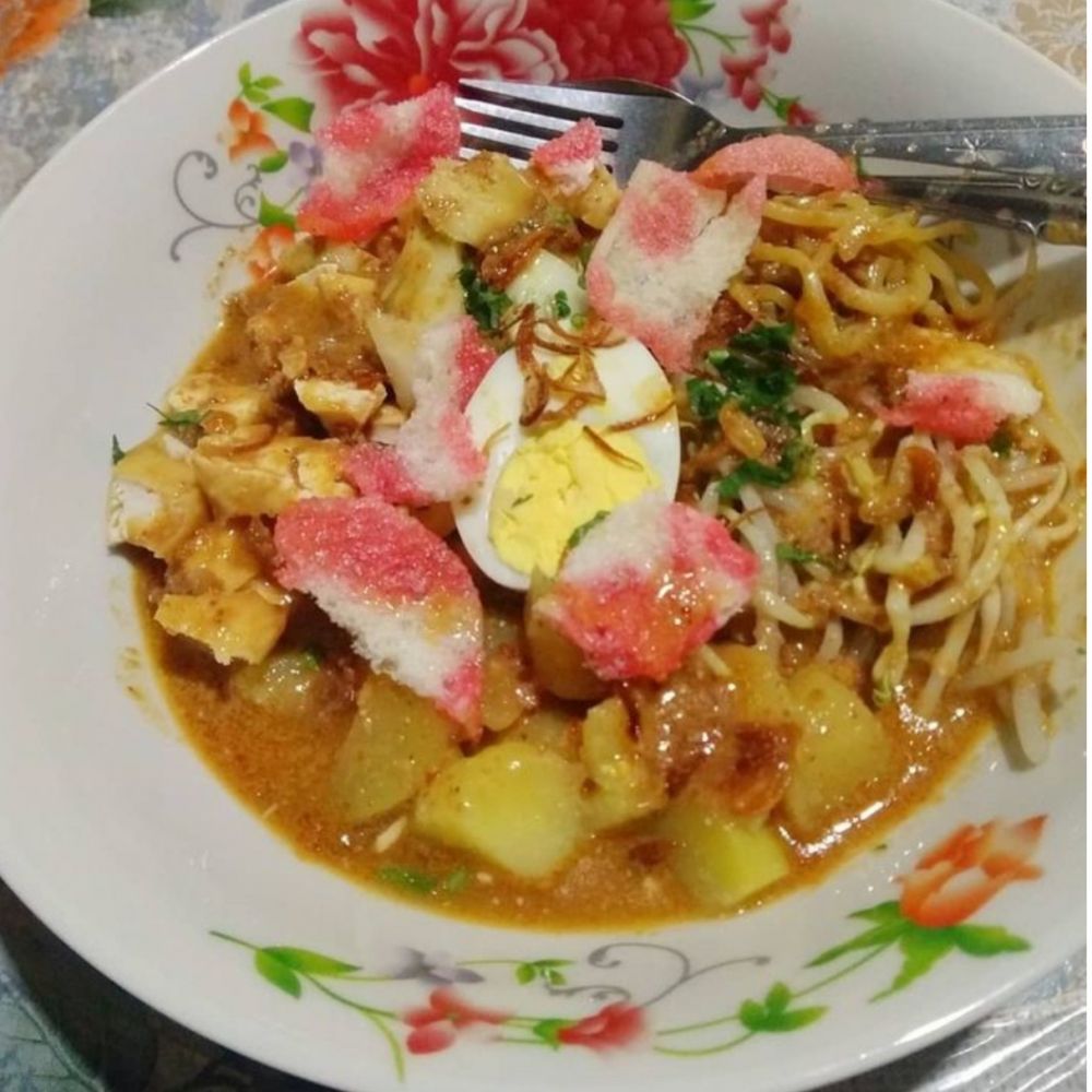 13 Resep olahan mie kuning untuk sahur, lezat, praktis, menggugah selera