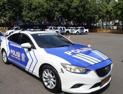 Heboh momen jambret nekat bawa kabur mobil polisi, aksinya disebut bak di game GTA