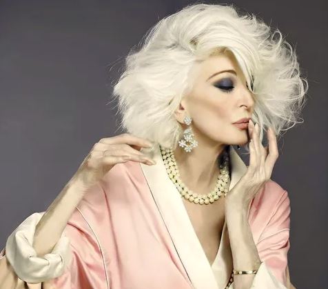 Kisah Carmen Dell'Orefice model tertua di dunia, beberkan rahasia tetap cantik di usia 92 tahun