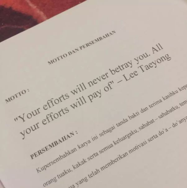 11 Potret kocak halaman motto skripsi ini tulisannya bikin baca dua kali sambil senyum tipis