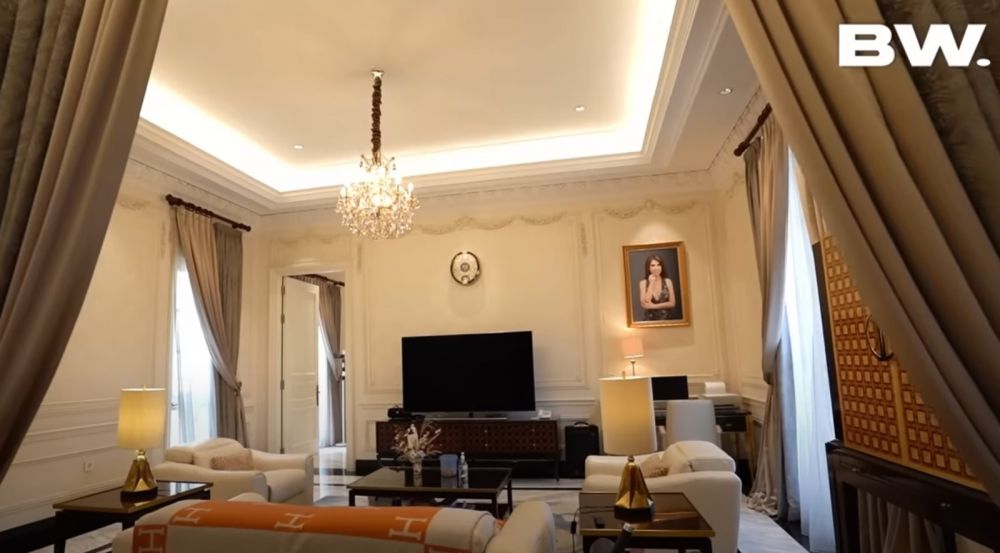 11 Potret kamar pribadi Helena Lim, fasilitasnya mewah bak kamar presidential suite hotel bintang lima