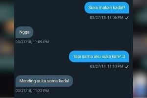 Hormon kreatifnya lagi tersendat, 11 chat lucu basa-basi saat kehabisan topik ini bikin senyum maksa