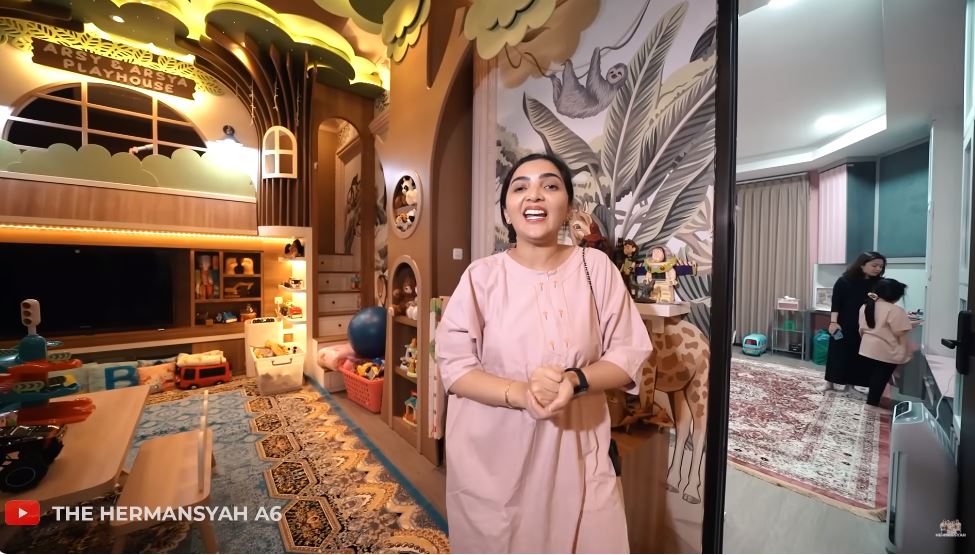 Ada playground bak di Disneyland, begini 11 potret kamar Arsy anak Ashanty dan Anang Hermansyah