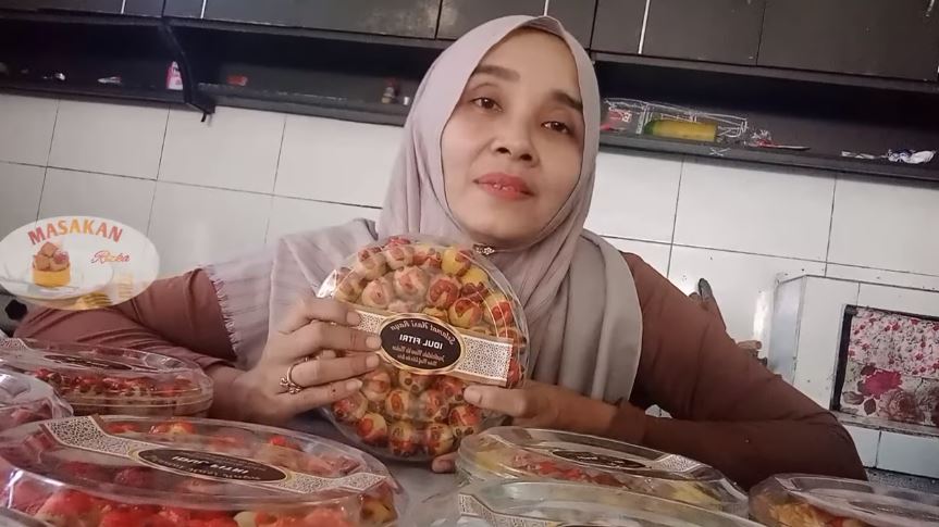 Tanpa campuran pengawet, ini cara simpan kue kering agar antijamuran, renyah, dan awet berbulan-bulan
