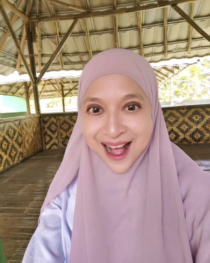 Ingat Fifi Alone di film Lupus? Awet muda di usia 58 tahun, ini 11 potret terbarunya