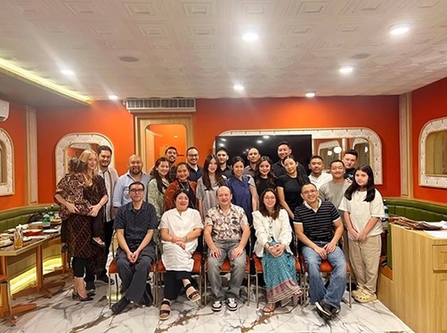 9 Potret Keluarga Cendana rayakan lebaran bersama, tak ada Mayangsari tapi Tata Cahyani hadir