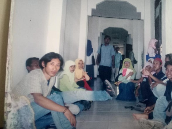 Dari guru Pendidikan Agama Islam jadi aktor film Siksa Kubur, intip 11 transformasi Afrian Arisandy