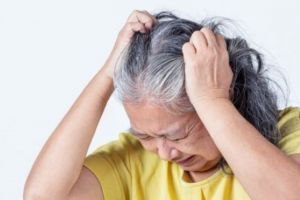 Nggak perlu tambahan jintan, ini cara hitamkan uban tanpa semir cuma pakai 3 bahan dapur