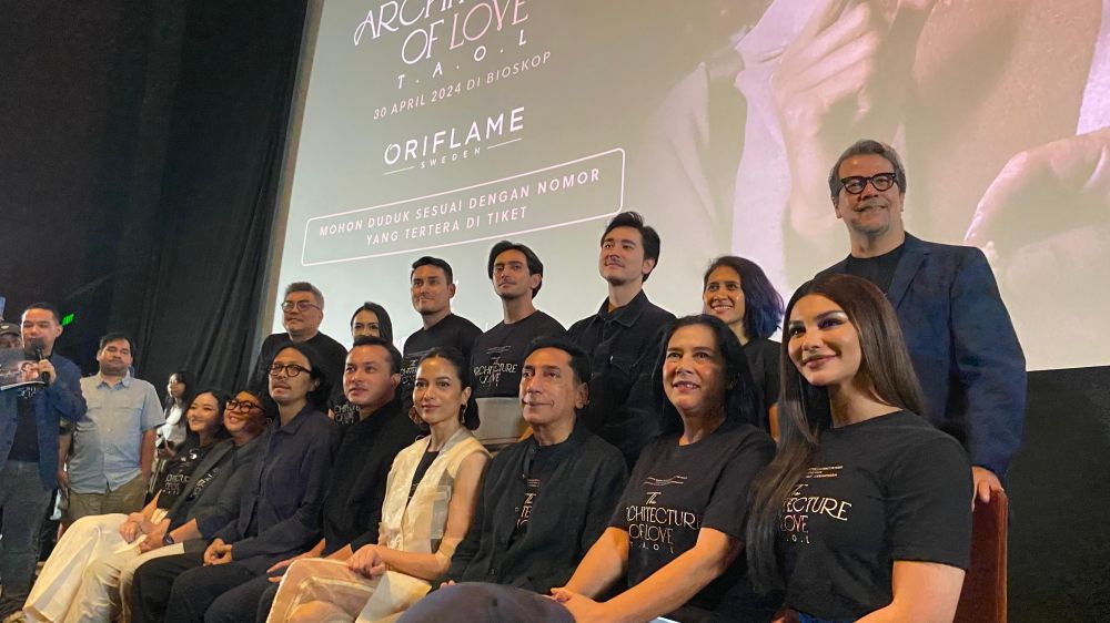 Jadi pasangan, chemistry Nicholas Saputra dan Putri Marino di 'The Architecture of Love' bikin candu