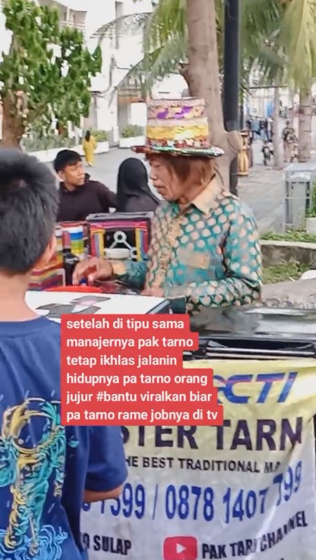 Menghilang dari TV, intip 7 potret Pak Tarno kini mengais rejeki jadi pesulap jalanan