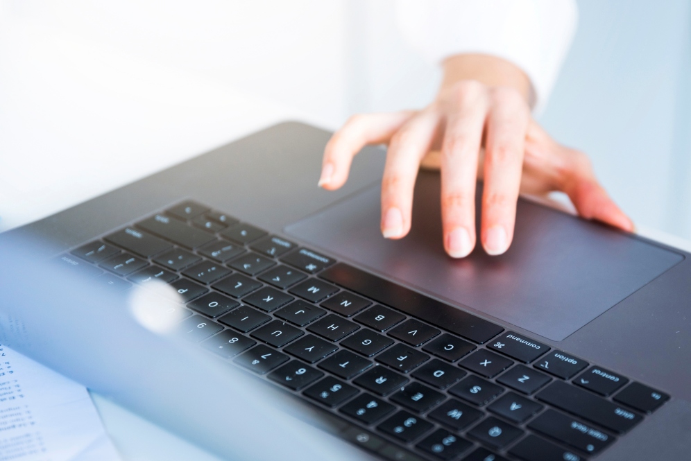 8 Cara memperbaiki fitur gulir dua jari yang tidak berfungsi di touchpad laptop Windows