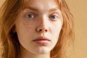 Glowing dalam semalam, trik cerahkan wajah kusam akibat pigmentasi ini cuma pakai 1 jenis bunga