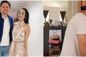 Tanpa sekat dengan ruang depan, 9 potret dapur aktor FTV Andrew Andika ini tampilannya compact