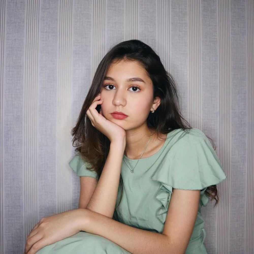 9 Seleb ini lakoni peran ganda di sinetron, akting Naysila Mirdad di Tertawan Hati totalitas abis