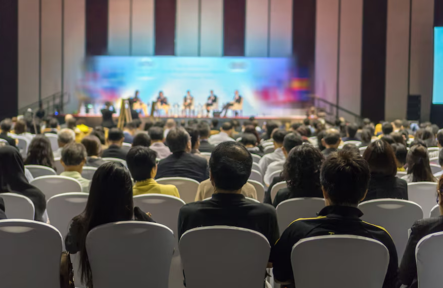 60 Pantun penutup salam untuk acara, singkat tapi berkesan