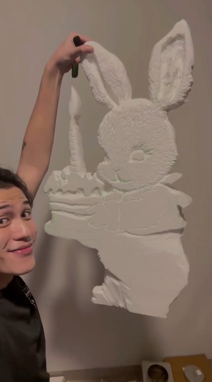 Dekorasinya bikin sendiri selama seminggu, ini 9 momen Julian Jacob dan Mirriam Eka rayakan ultah anak