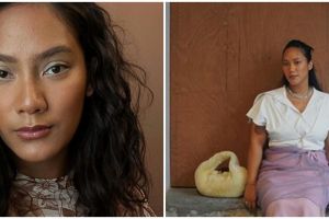 Hasilnya flawless meski cuma dandan di mobil, begini tutorial daily makeup Tara Basro