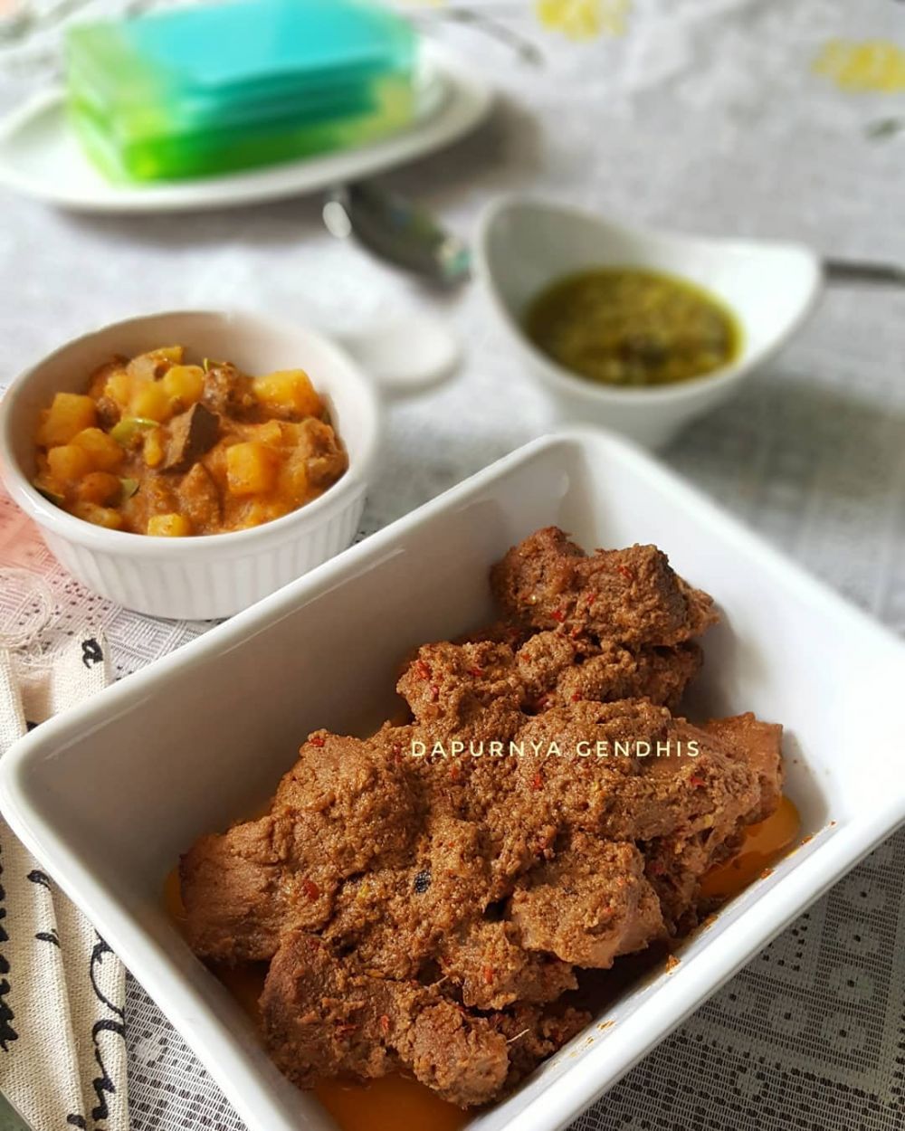 16 Resep rendang kambing ala rumahan, enak, empuk, dan menggugah selera