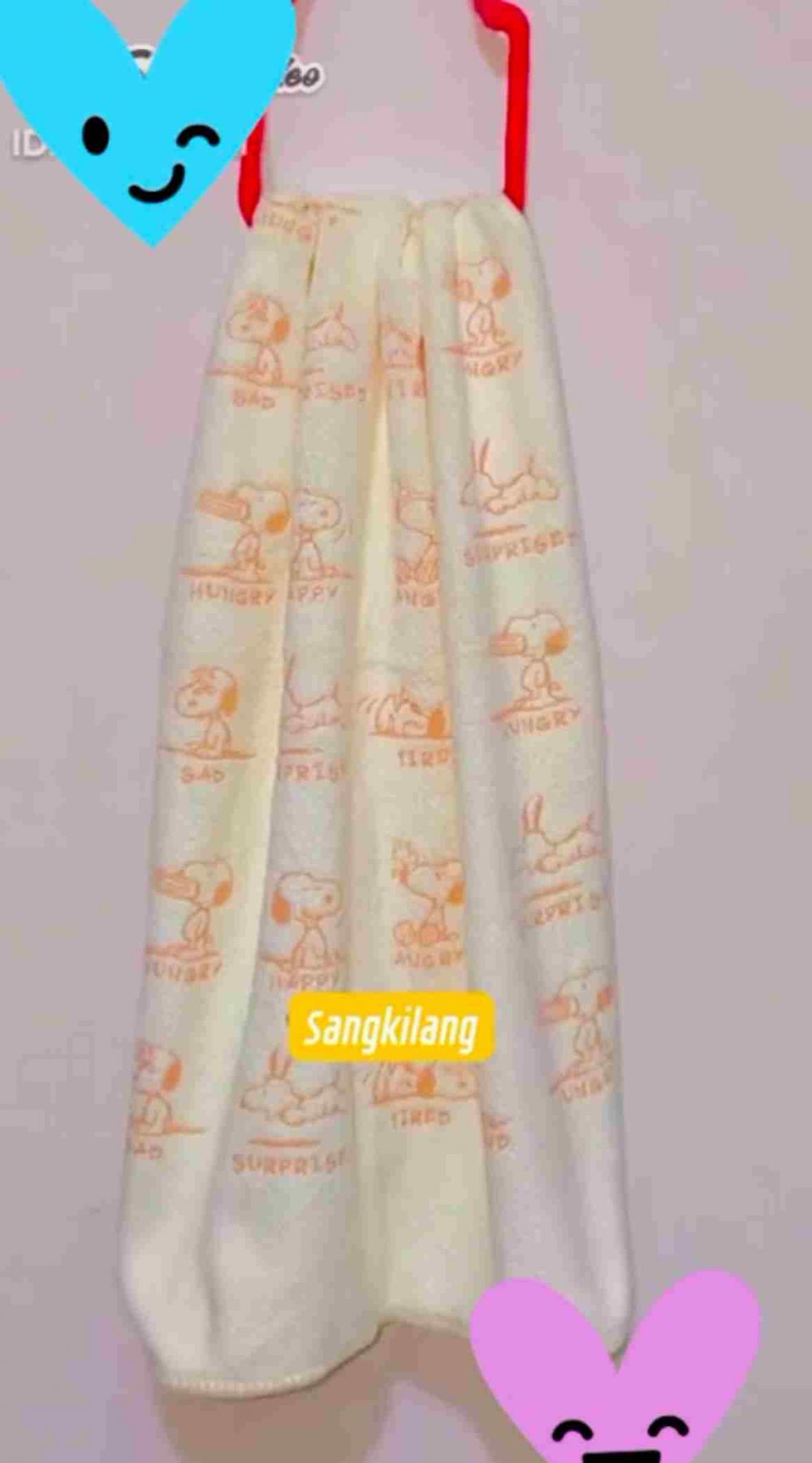 Aksi pria tunjukkan fungsi lain pegangan galon ini kreatif abis, hasilnya bisa bikin dapur tampak rapi