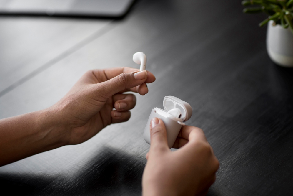 5 Cara memeriksa level baterai AirPods, bisa menggunakan semua perangkat ekosistem Apple