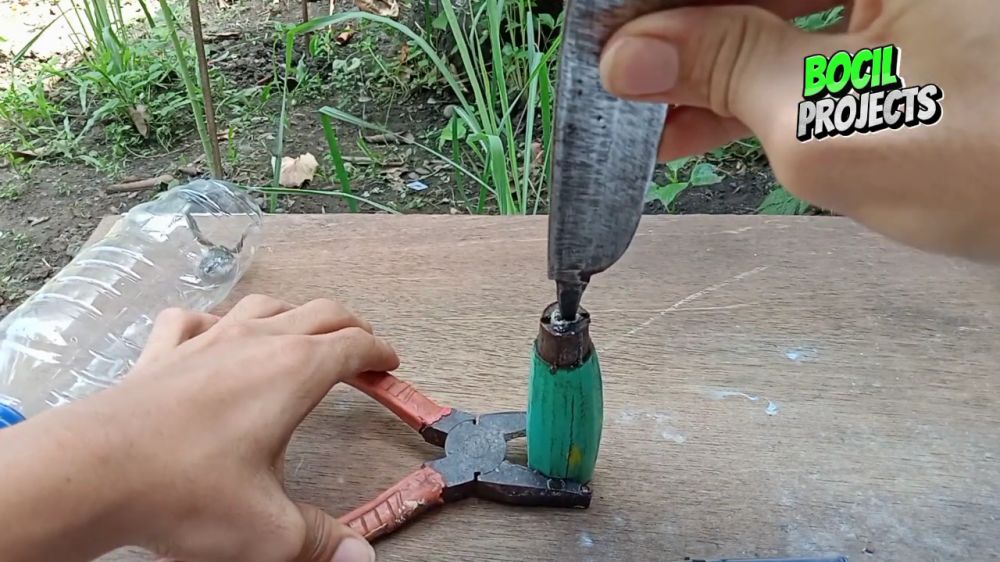 Cara mudah perbaiki gagang pisau yang sering copot tanpa pakai lem, ampuh bikin kokoh seperti baru