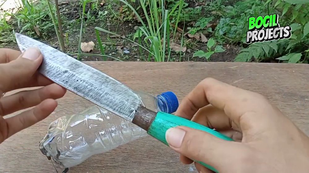 Cara mudah perbaiki gagang pisau yang sering copot tanpa pakai lem, ampuh bikin kokoh seperti baru