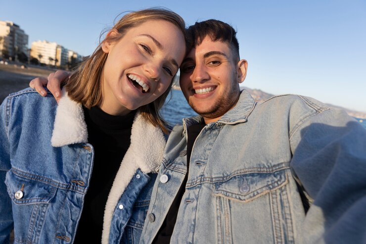 100 Gombalan lucu buat cowok, bikin doi tersipu malu