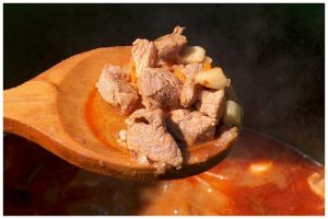 Bukan ditambah air, ini trik atasi kuah gulai keasinan cukup pakai 1 bahan dapur