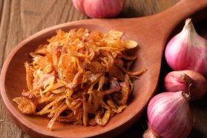 Cara bikin bawang goreng agar semakin krispi dan tidak melempem, bikin nagih terus