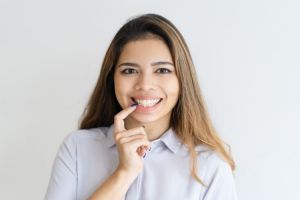 Bahan pembuat kue ini bisa rontokkan karang gigi membandel, nggak perlu scalling mahal