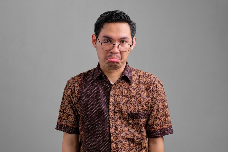 100 Kata-kata galau singkat dan bijak, penuh penghayatan dan menggambarkan kesedihan hati