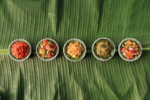 [KUIS] Bingung traveling ke mana? Pilih 1 dari 7 sambal ini, kami rekomendasikan destinasi wisatanya
