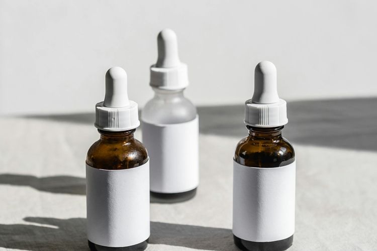 [KUIS] Yakin sudah khatam skincare? Coba buktikan lewat tebak perbedaan keluarga retinoid ini