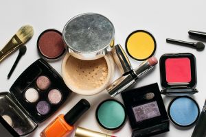 [KUIS] Do's and don'ts pemakaian color corrector ini buktikan seberapa jago skill makeup-mu