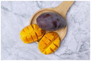 Tak banyak yang tahu, trik meningkatkan rasa manis buah mangga ini cukup pakai 1 bumbu dapur