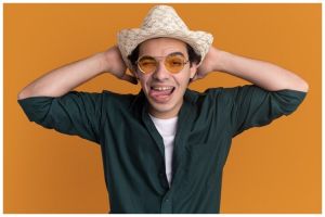 [KUIS] Cari tahu kamu mirip selebriti cowok siapa lewat 1 dari 7 model topi yang kamu suka