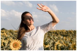 Tak cuma karena paparan sinar UV matahari, 9 makanan dan minuman ini ternyata juga bisa merusak kulit