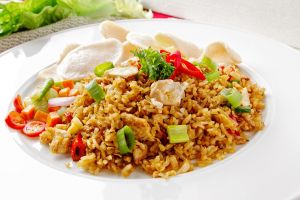 [KUIS] Topping nasi goreng favorit kamu ungkap sifat aslimu, cek di sini dan dapatkan resep nikmatnya