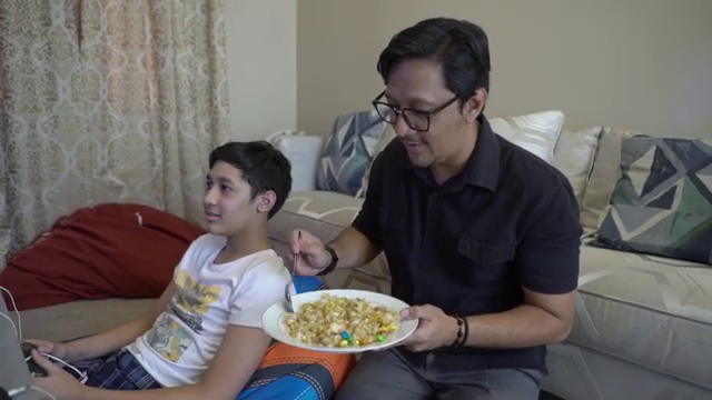 Cara Andre Taulany masak nasi goreng ini praktis dan sedap meski minim bumbu, cocok buat pemula