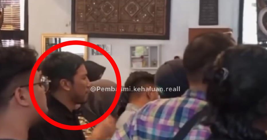Momen Desta ikut gabung bareng wartawan saat Andre Taulany prekon soal perceraian ini bikin ngakak
